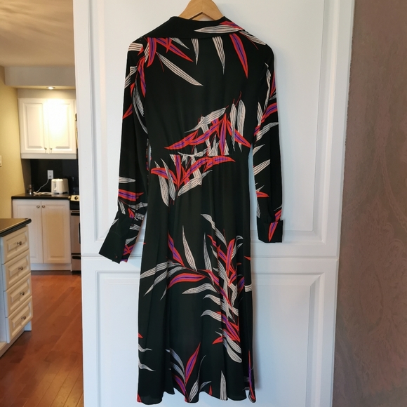 DVF Silk dress with tie - Picture 9 of 9